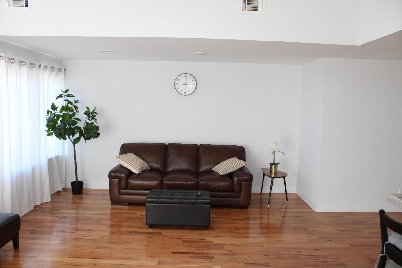 Cozy & Deluxe Apartment - Ez Access To Nyc 뉴어크 외부 사진